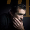 Portrait de Raphaël Enthoven qui critique Star Wars et les récentes décisions autour d'Autant en Empore le Vent